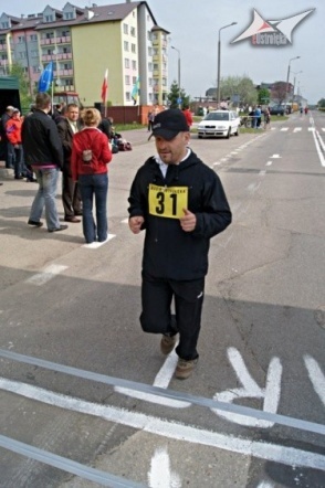 XVI Międzynarodowy Półmaraton Kurpiowski w Ostrołęce - PRZEDBIEGI (09.05.2010) - zdjęcie #43 - eOstroleka.pl
